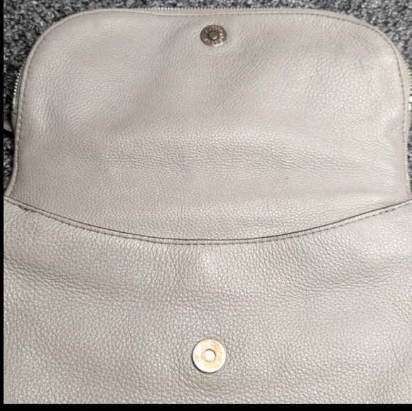 Michael Kors Taupe Pebble Leather Adjustable Chain Strap Crossbody Versatile Bag - Picture 5 of 9